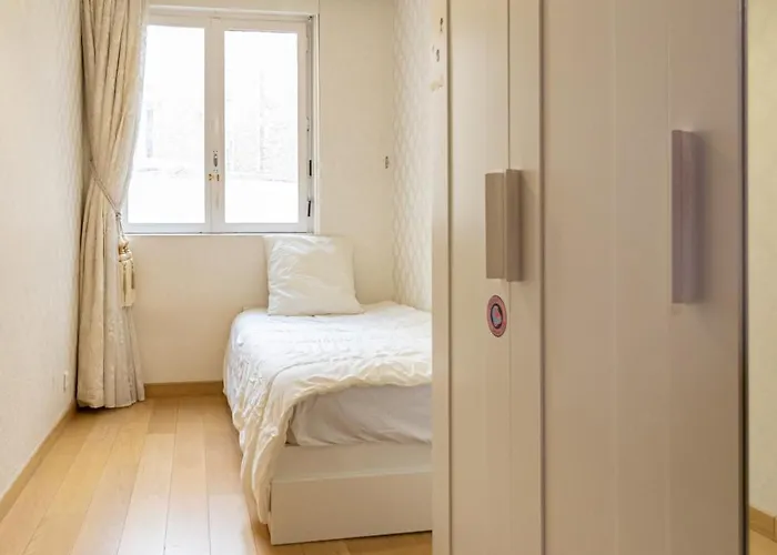 5-bedroom Spacious And Cosy Flat Close To The Eiffel Tower Paris