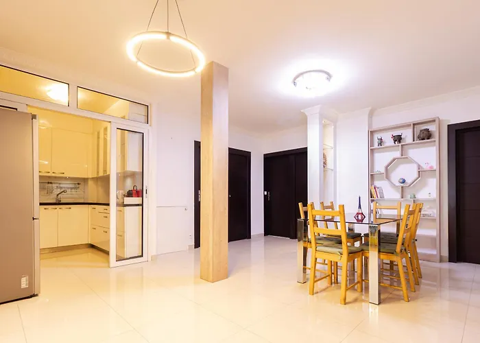 5-bedroom Spacious And Cosy Flat Close To The Eiffel Tower * 파리